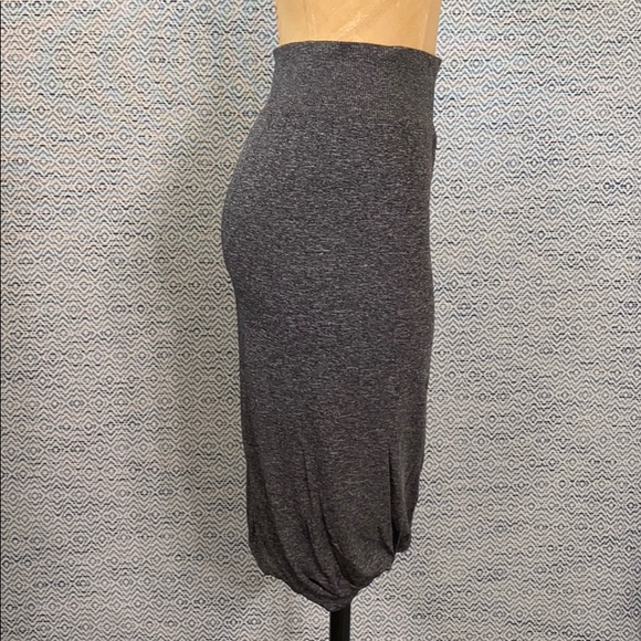 lululemon Boulevard Bliss Skirt - Heather grey - Picture 4 of 9